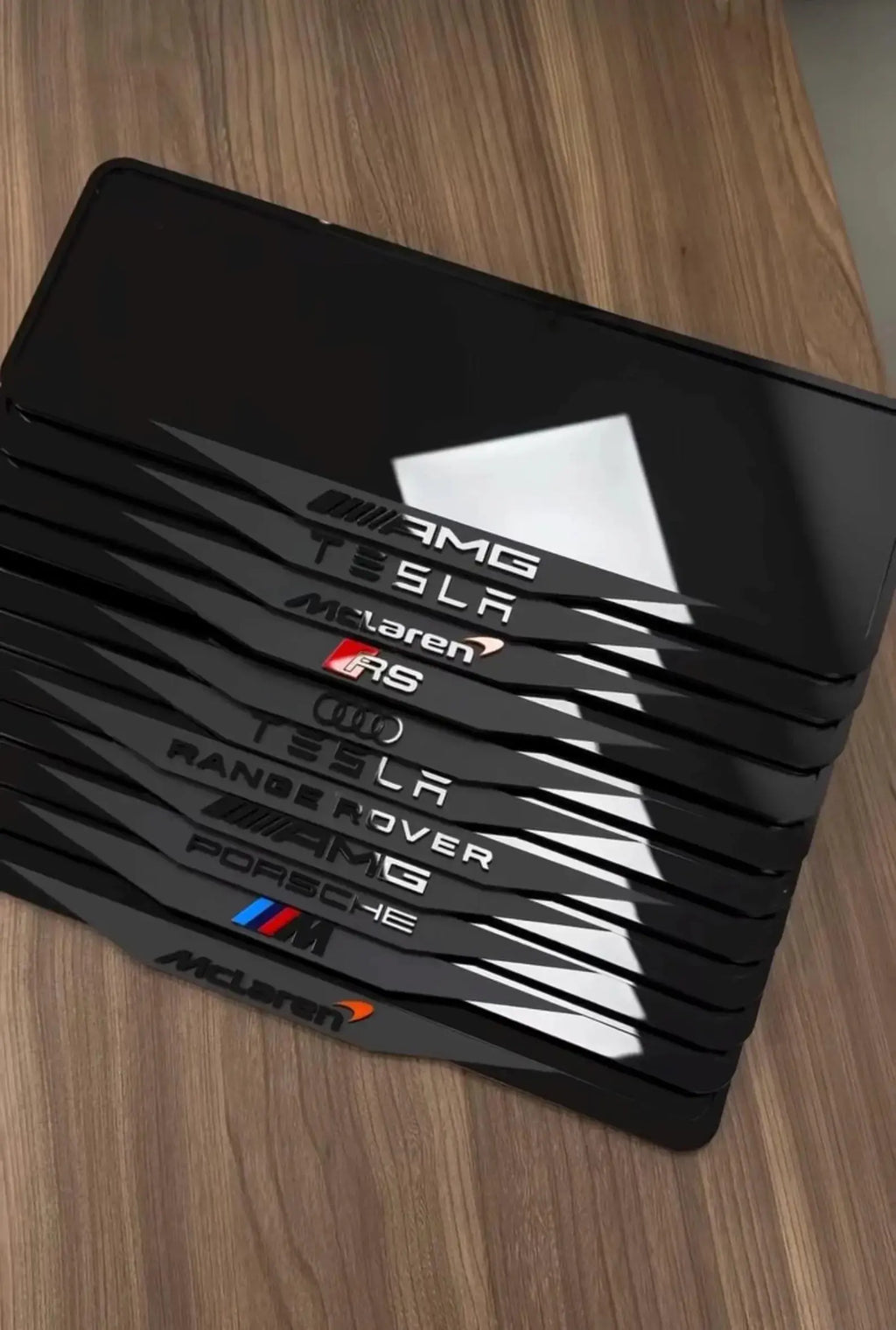 Luxury Number Plate Holders PlateLuxe