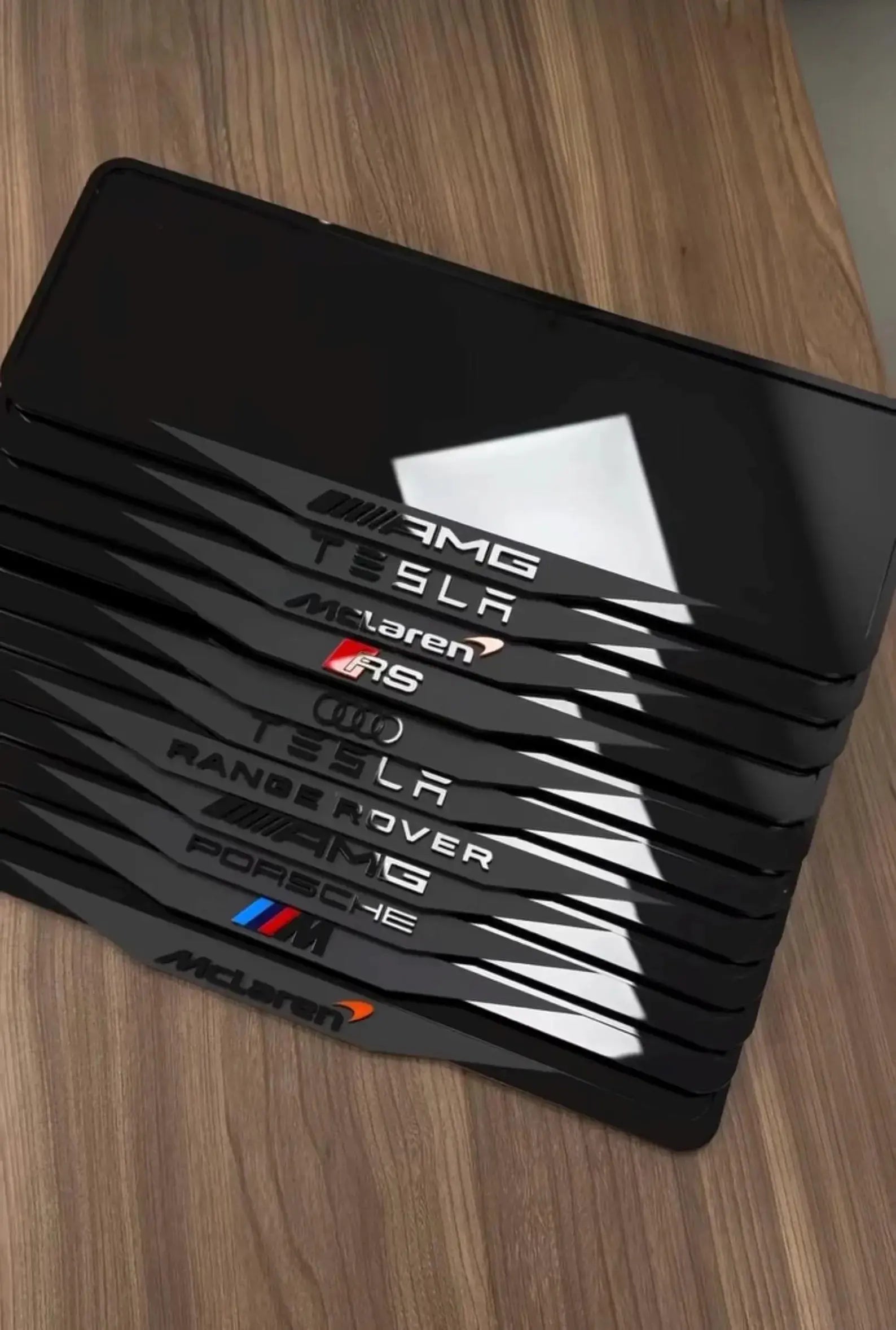 Luxury Number Plate Holders PlateLuxe